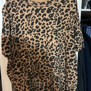 Aerie Tan and Black Leopard Print Short Sleeve Top